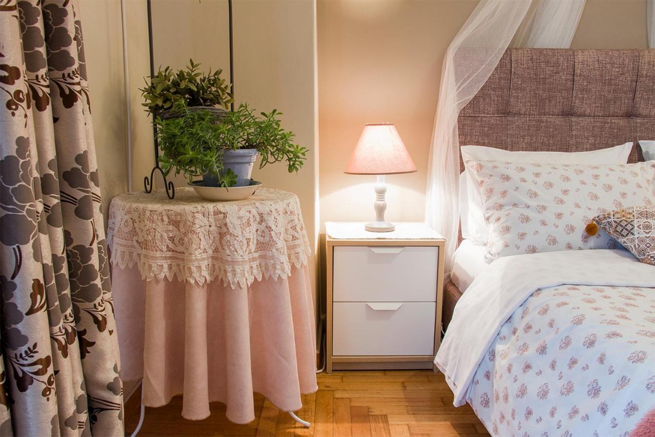 City Stay Close To The Metro A Charming Flat 아테네 외부 사진